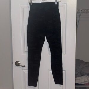 Alphalete Camo Leggings